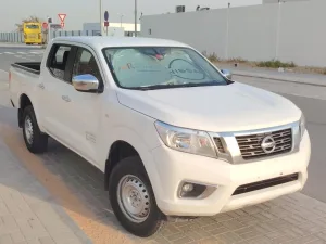 2022 Nissan Navara S