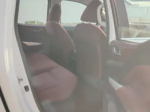 2022 Nissan Navara S