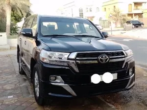2011 Toyota Land Cruiser GXR
