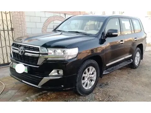 2011 Toyota Land Cruiser GXR