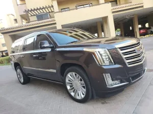 2018 Cadillac Escalade Luxury