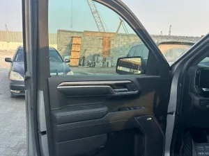 2024 Chevrolet Silverado Z71