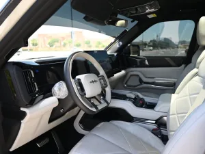 2025 BYD Leopard 8