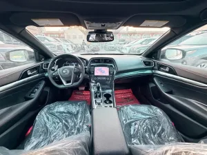 2021 Nissan Maxima SR