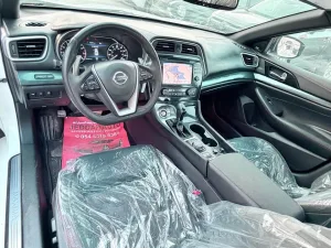2021 Nissan Maxima SR