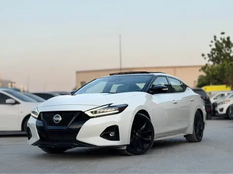 2021 Nissan Maxima SR