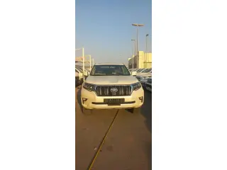 2023 Toyota Prado في Sharjah سيارة مستعملة