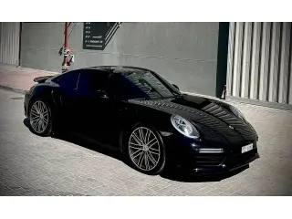 2018 Porsche 911 Carrera في Dubai سيارة مستعملة