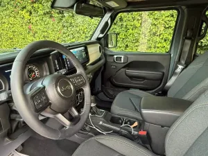2025 Jeep Wrangler Unlimited Sport Altitude
