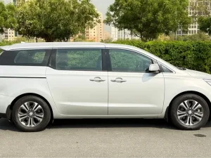 2020 Kia Carnival LX