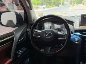 2017 Lexus LX 570