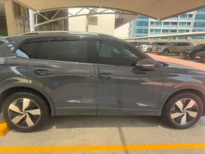 2025 Volkswagen Tiguan SE R-Line Black