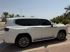 2024 Toyota Land Cruiser VXR