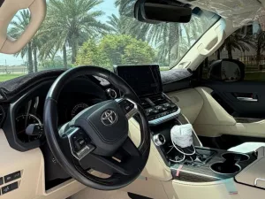 2024 Toyota Land Cruiser VXR