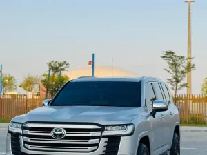 2023 Toyota Land Cruiser VXR