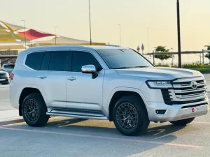 2023 Toyota Land Cruiser VXR