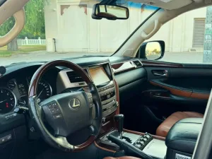 2014 Lexus LX 570