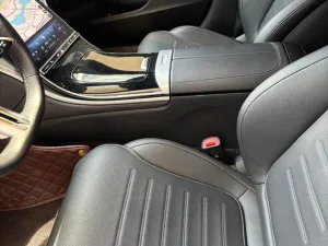 2023 Mercedes-Benz C-Class C240