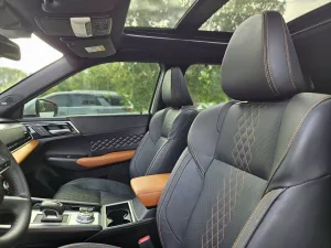 2024 Mitsubishi Outlander ES