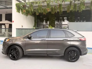 2019 Ford Edge ST