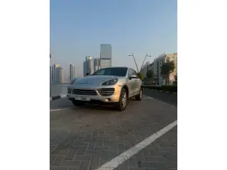2013 Porsche Cayenne in Sharjah used car