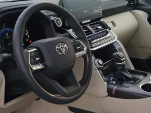 2026 Toyota Land Cruiser GXR