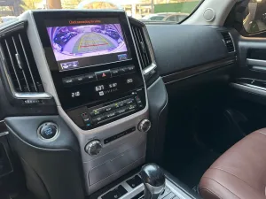 2021 Toyota Land Cruiser VXR