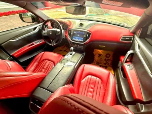2016 Maserati Ghibli I GranSport