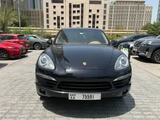 2012 Porsche Cayenne in Dubai used car