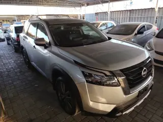 2023 Nissan Pathfinder in Ajman used car