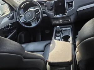 2022 Volvo XC90 Core