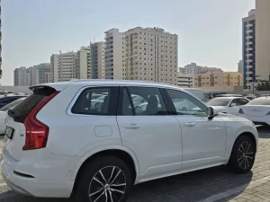 2022 Volvo XC90 Core