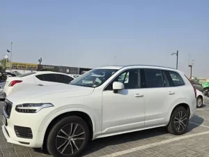 2022 Volvo XC90 Core