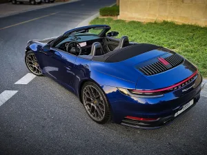 2020 Porsche 911 Carrera