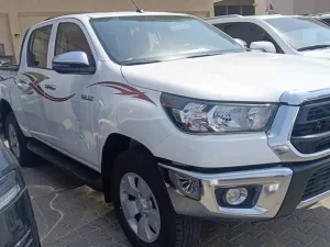 2025 Toyota Hilux SR