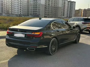 2017 BMW 7-Series 750Li
