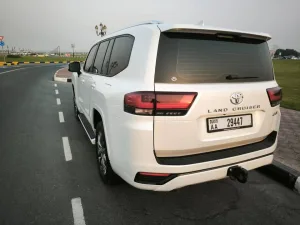 2024 Toyota Land Cruiser GXR