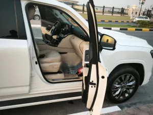 2024 Toyota Land Cruiser GXR