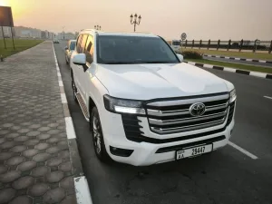 2024 Toyota Land Cruiser GXR