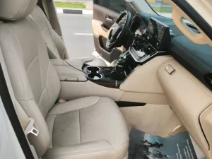 2024 Toyota Land Cruiser GXR