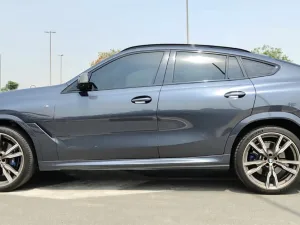 2022 BMW X6 M50i