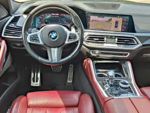 2022 BMW X6 M50i