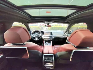 2022 BMW X6 M50i