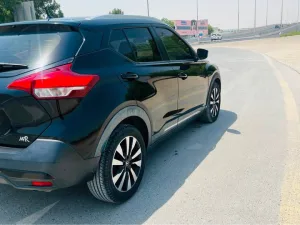 2017 Nissan KICKS S