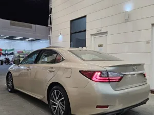 2016 Lexus ES Es350