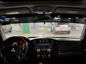 2011 Mitsubishi Pajero GLS