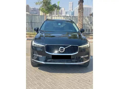 2023 Volvo XC60 Momentum