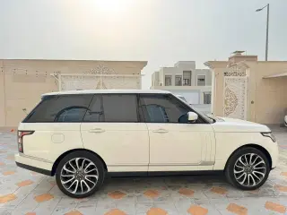 2014 Land Rover Range Rover in Dubai used car