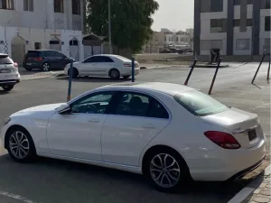 2018 Mercedes-Benz C-Class C300