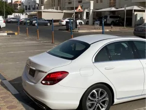2018 Mercedes-Benz C-Class C300